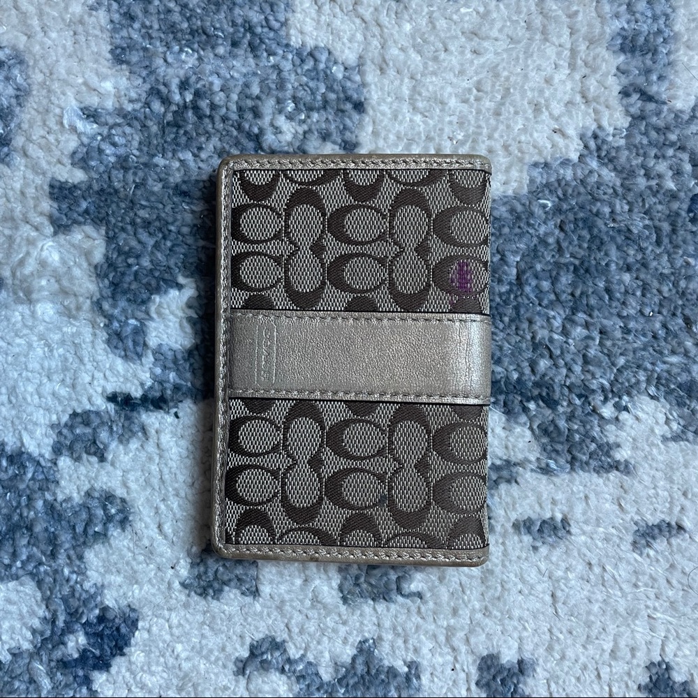 COACH Wallet - Picture 1 of 4